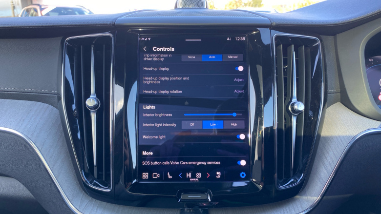 Volvo XC60 2.0 T8 [455] RC PHEV Ultimate Dark 5dr AWD Gtron Estate